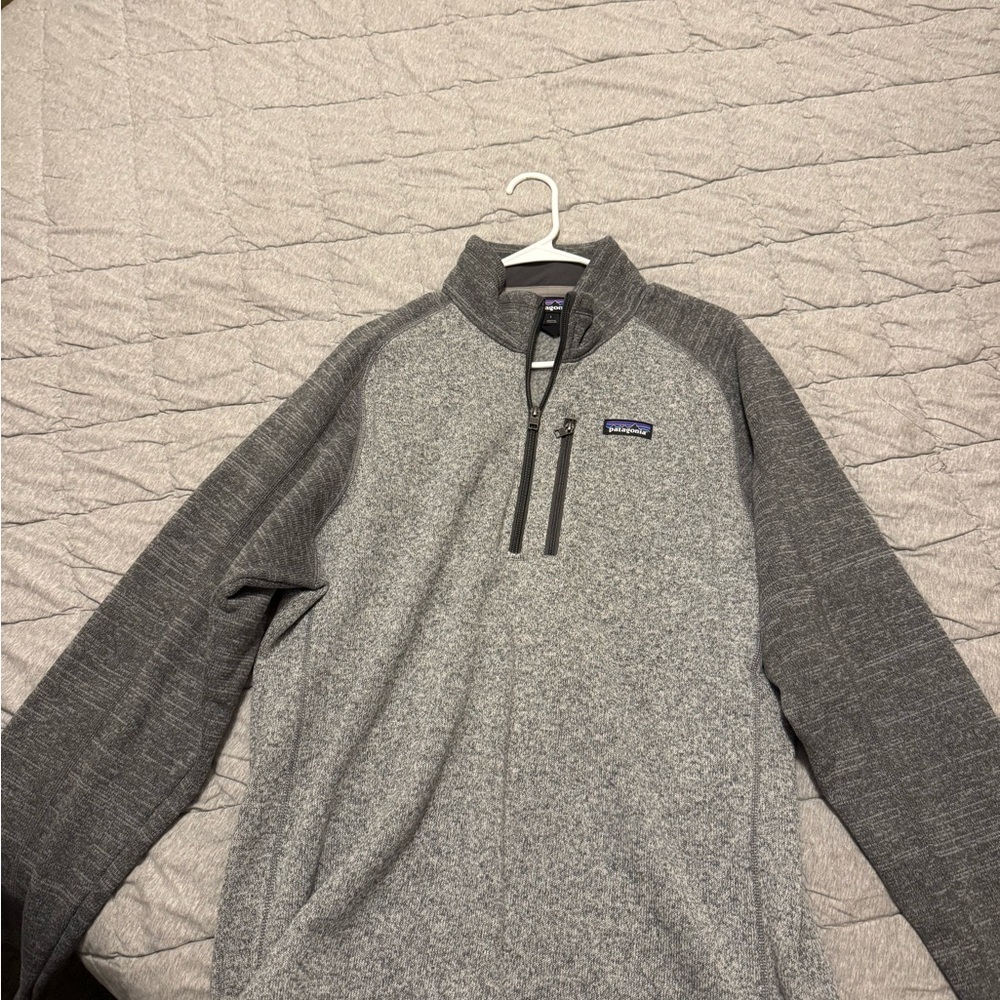 Patagonia Men's Two-Tone Gray Zip-Up Sweater